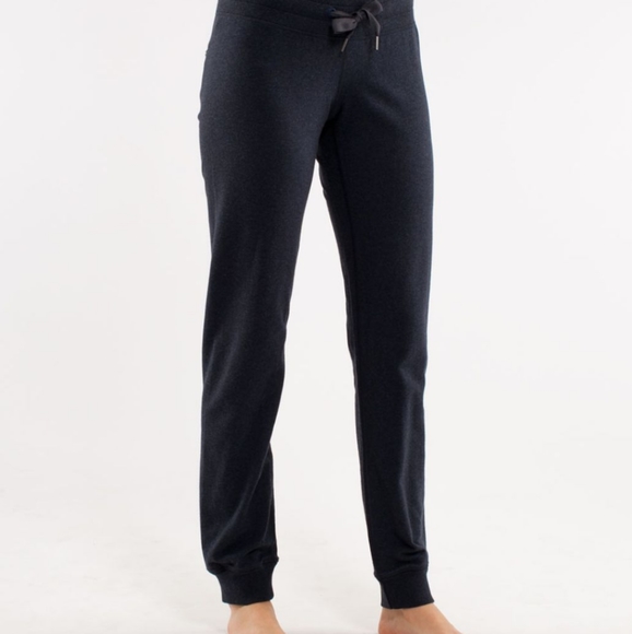 lululemon athletica Pants - Lululemon tea time jogger pant size 4